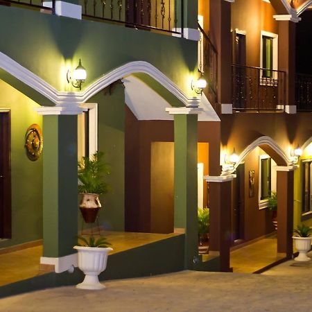 Hotel Boutique Casa D' Luna Choluteca エクステリア 写真