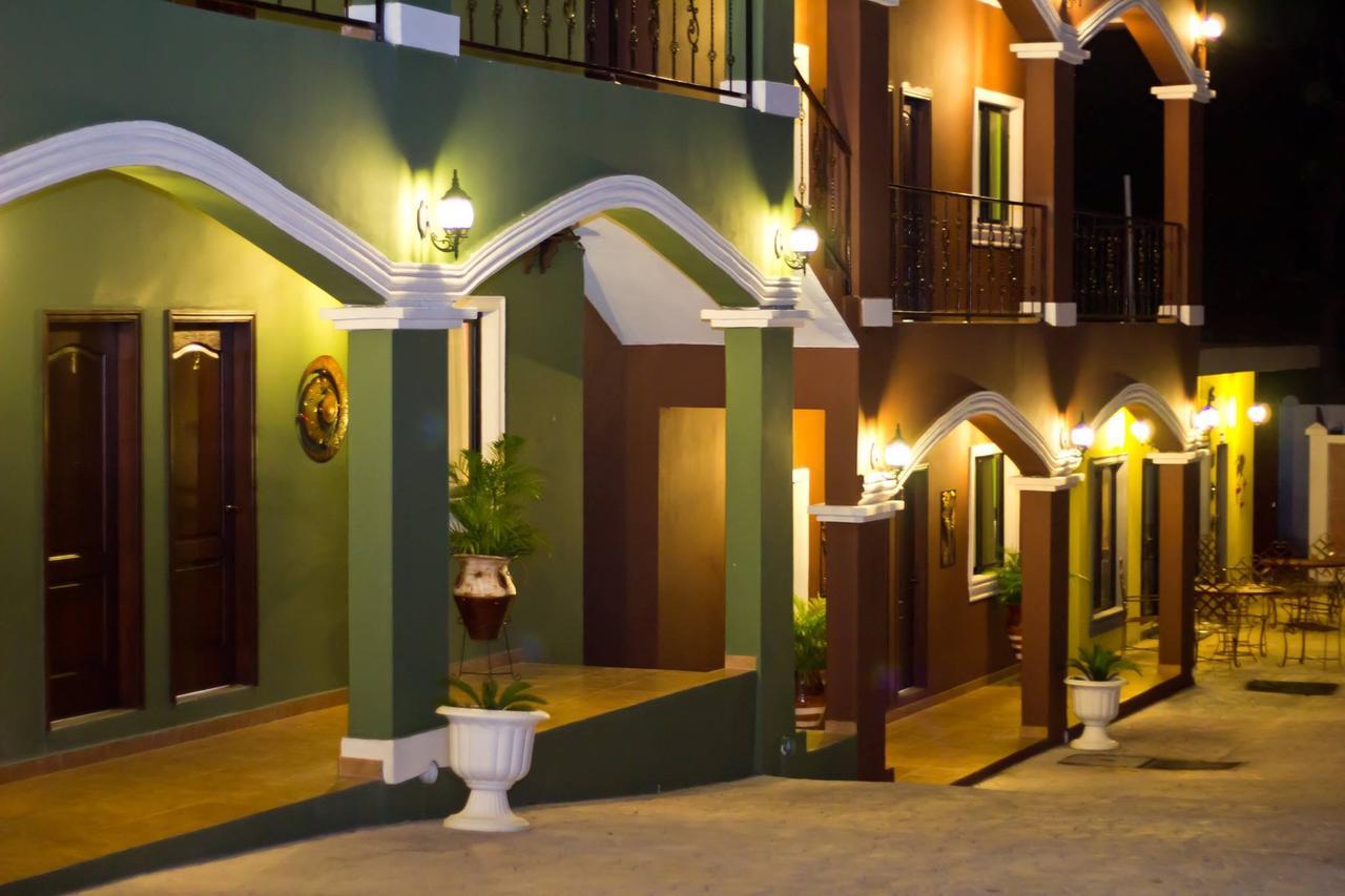 Hotel Boutique Casa D' Luna Choluteca エクステリア 写真